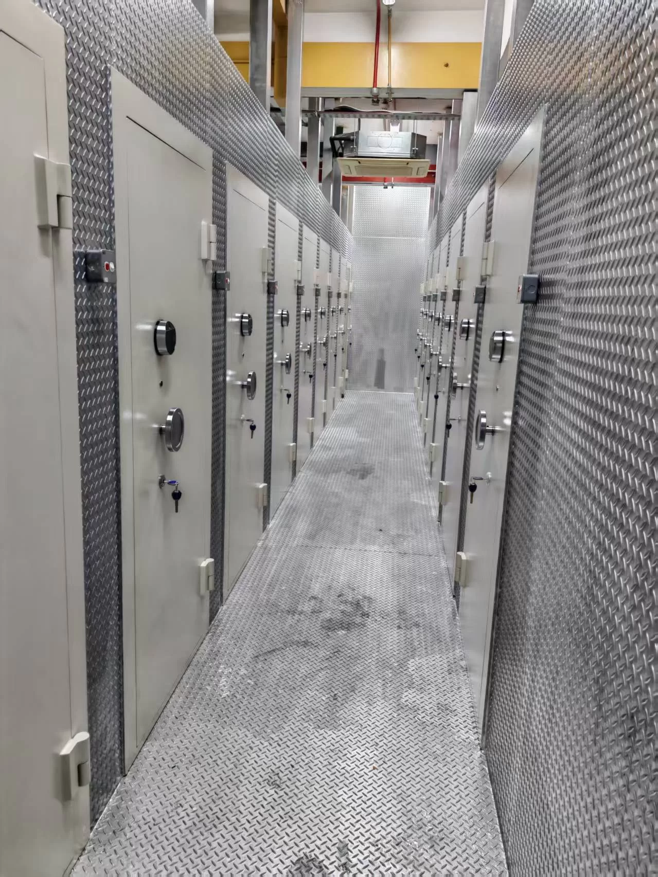 Vault Door: The Core Barrier Of Security Protection